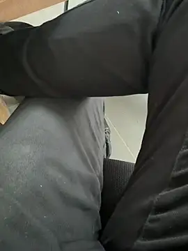 Snapshot of homidor chatting on 03-21-25, 02:29 homidor online show from 03-21-25, 02:29