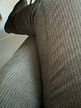 Snapshot of homidor chatting on 12-03-24, 01:17 homidor online show from 12-03-24, 01:17