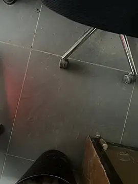 Snapshot of homidor chatting on 02-05-25, 01:54 homidor online show from 02-05-25, 01:54