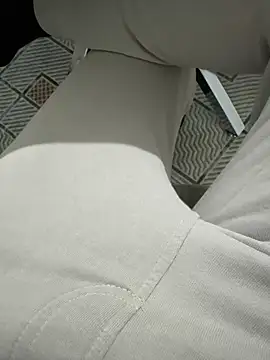 Snapshot of homidor chatting on 02-16-25, 10:00 homidor online show from 02-16-25, 10:00