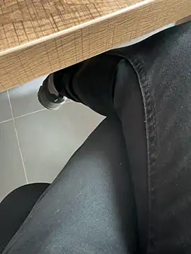 Snapshot of homidor chatting on 12-07-24, 08:49 homidor online show from 12-07-24, 08:49