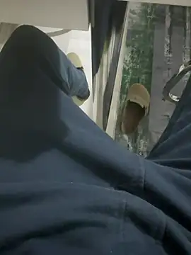 Snapshot of homidor chatting on 02-07-25, 10:19 homidor online show from 02-07-25, 10:19