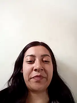Snapshot of CORALINE_GREYM chatting on 10-12-25, 07:15 CORALINE GREYM online show from 10-12-25, 07:15