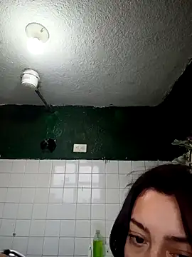 Snapshot of CORALINE_GREYM chatting on 10-14-25, 11:22 CORALINE GREYM online show from 10-14-25, 11:22