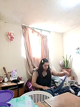 Snapshot of CORALINE_GREYM chatting on 09-29-25, 05:07 CORALINE GREYM online show from 09-29-25, 05:07
