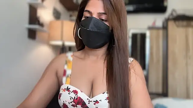 Hotty-Sana online show from 04-15-26, 05:24