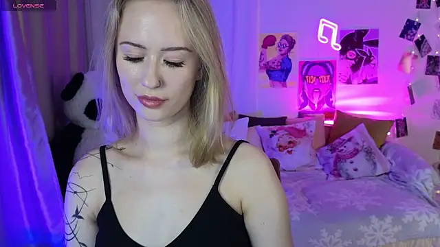 SashaBrooks online show from 12-20-25, 02:09