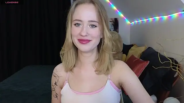 SashaBrooks online show from 09-28-25, 06:04