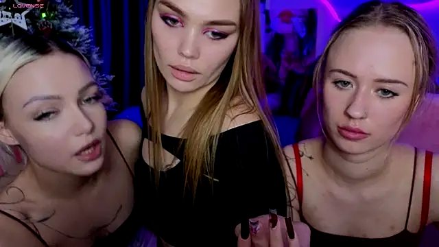 SashaBrooks online show from 12-13-25, 08:04