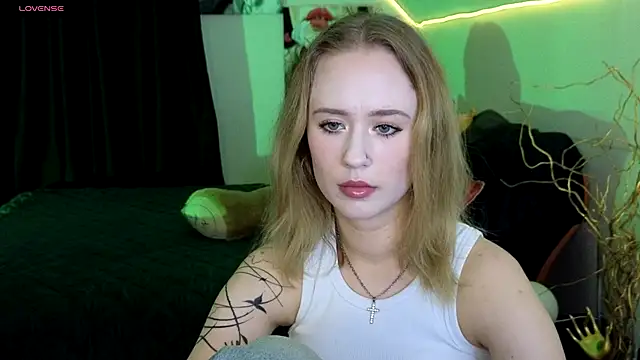 SashaBrooks online show from 09-15-25, 06:08