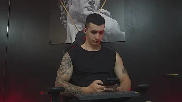 JacksonOlsenn online show from 11-28-25, 08:31