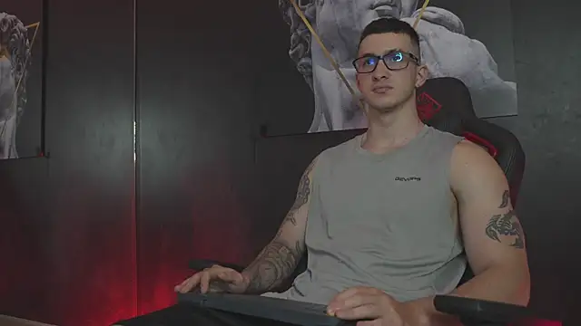 JacksonOlsenn online show from 11-13-25, 08:24