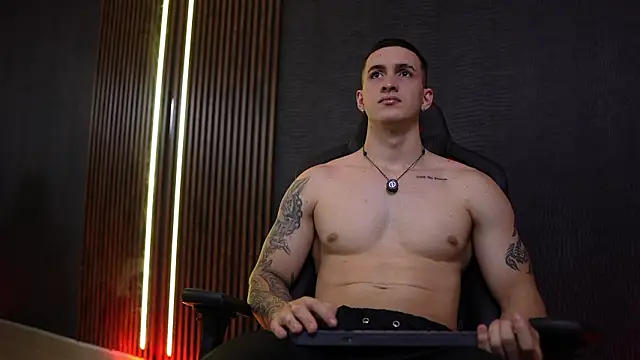 JacksonOlsenn online show from 02-09-26, 08:40