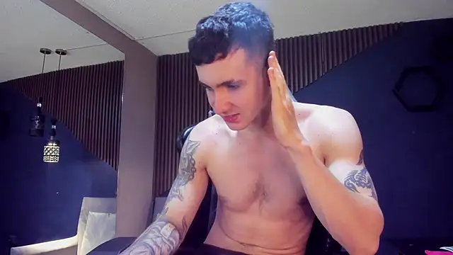 JacksonOlsenn online show from 03-18-25, 07:44