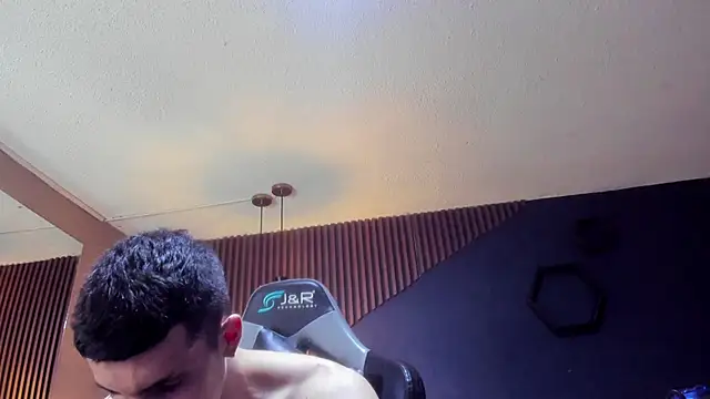 JacksonOlsenn online show from 03-21-25, 06:18