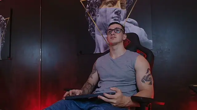 JacksonOlsenn online show from 10-21-25, 08:41