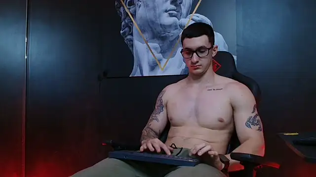 JacksonOlsenn online show from 09-17-25, 09:17