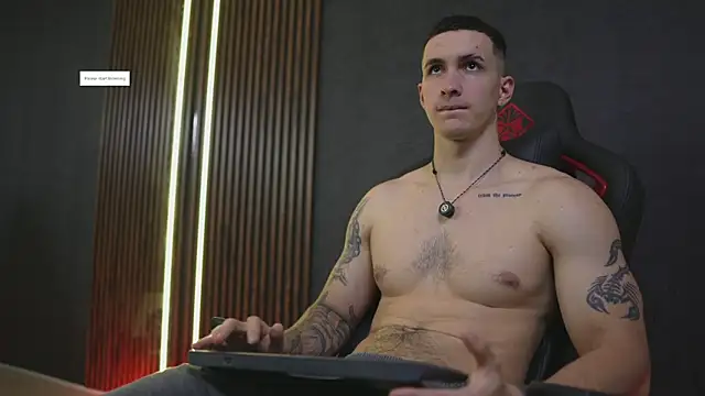 JacksonOlsenn online show from 02-05-26, 08:37