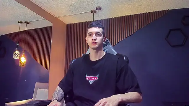 JacksonOlsenn online show from 03-18-25, 01:34