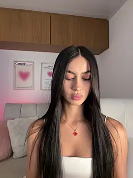 maddy bronw  online show from 03-21-26, 11:19