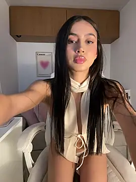 maddy bronw  online show from 07-21-26, 11:17