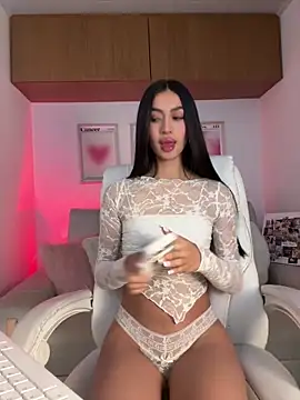 maddy bronw  online show from 04-13-26, 10:14