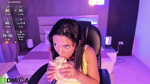 Cristal  adams online show from 11-05-25, 12:08