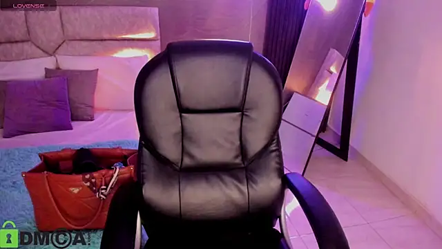 Cristal  adams online show from 01-12-26, 12:34