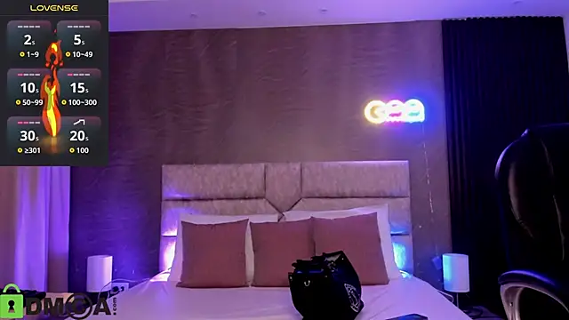 Cristal  adams online show from 10-19-25, 12:19