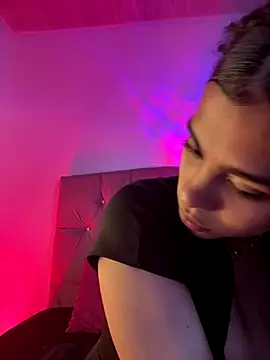 NINA 18 YEARS online show from 09-25-25, 11:11