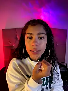 NINA 18 YEARS online show from 09-24-25, 10:16