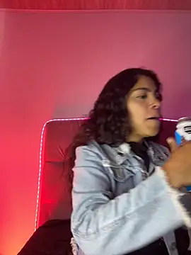 NINA 18 YEARS online show from 12-02-25, 09:27