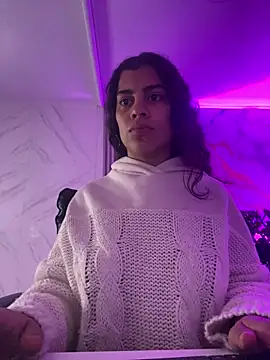 NINA 18 YEARS online show from 11-24-25, 09:04