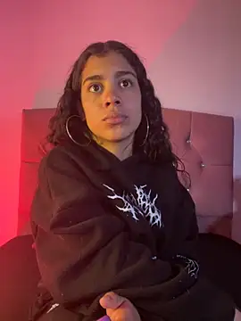 NINA 18 YEARS online show from 09-26-25, 08:38