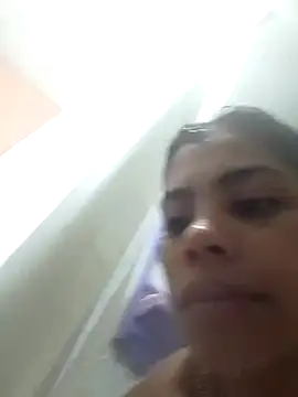 NINA 18 YEARS online show from 10-12-25, 07:59