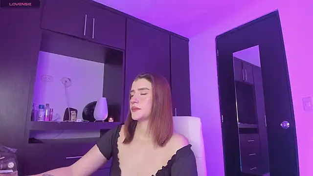 TinaJonnes  online show from 02-05-26, 06:53