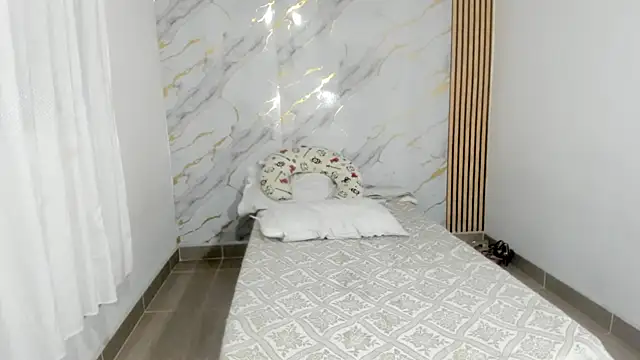 coralcarter1 online show from 01-11-26, 07:04