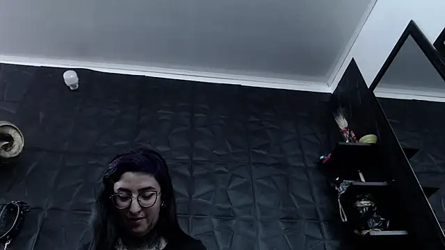 Agata Darkness online show from 03-26-26, 09:02