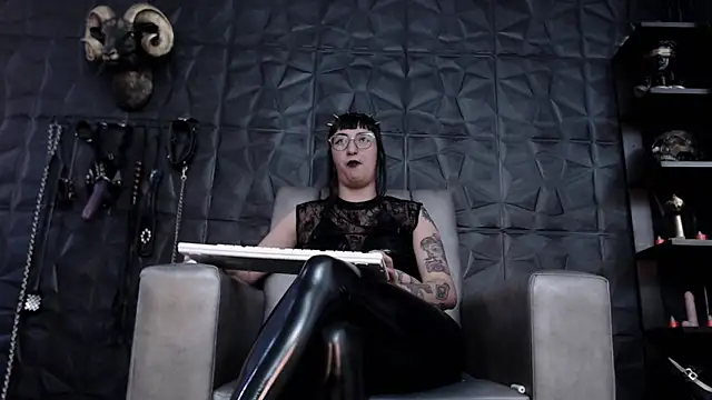 Snapshot of Agata_Darkness chatting on 03-01-25, 02:34 Agata Darkness online show from 03-01-25, 02:34