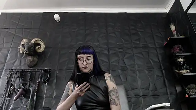 Agata Darkness online show from 05-15-26, 02:37