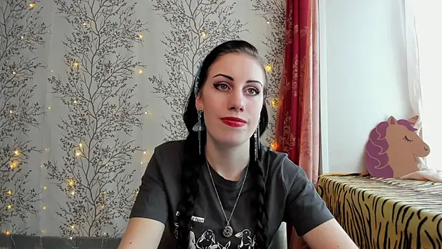 Mary0Lou online show from 01-30-25, 06:24