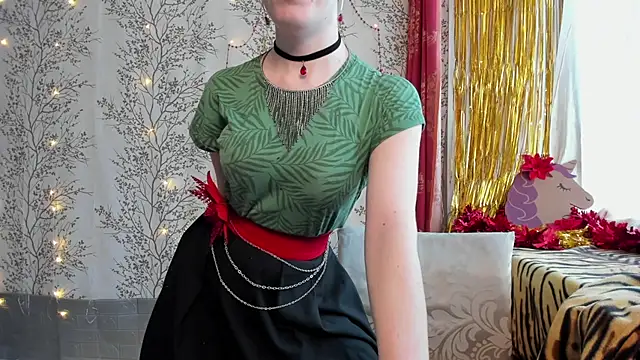 Mary0Lou online show from 12-25-24, 07:57