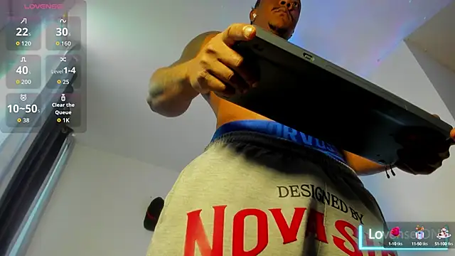 ronnie 7777 online show from 11-08-25, 03:04