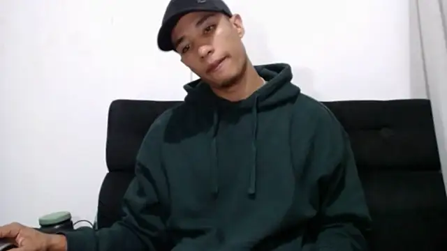 JacksonCooper1 online show from 01-09-25, 05:02