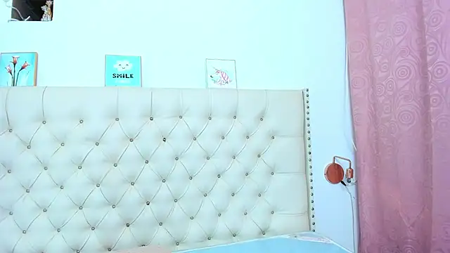 Snapshot of Kim_Eli chatting on 02-14-25, 01:56 Kim Eli online show from 02-14-25, 01:56