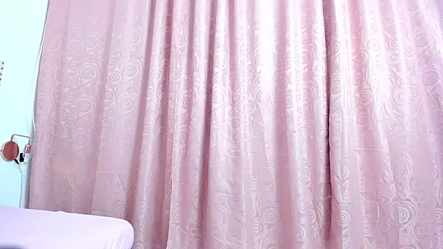 Snapshot of Kim_Eli chatting on 02-20-25, 02:07 Kim Eli online show from 02-20-25, 02:07