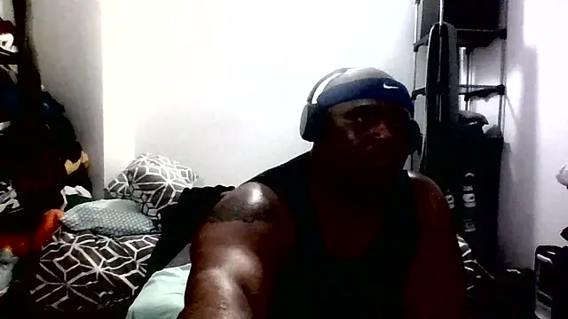 Snapshot of theythick chatting on 05-04-26, 09:56 theythick online show from 05-04-26, 09:56