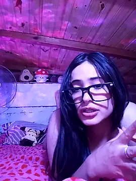 Luciauy online show from 12-04-24, 11:30