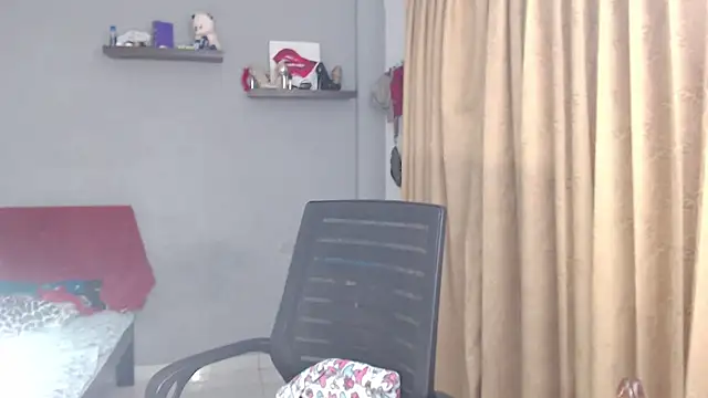 SusanLeroy online show from 12-18-25, 09:58