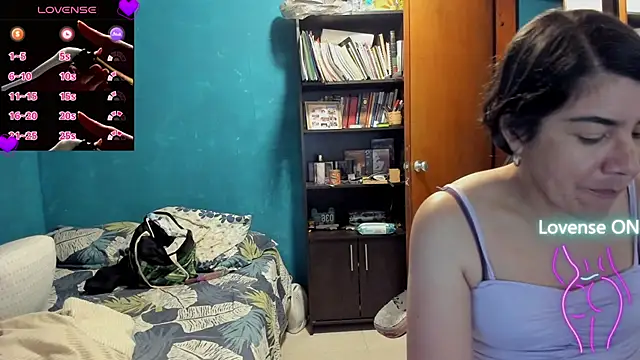 peanut tangerine online show from 11-08-25, 01:09